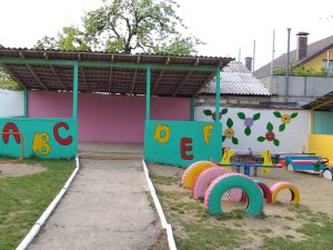 Concursul: „Cel mai frumos teren amenajat-Fantezii de primăvară,,